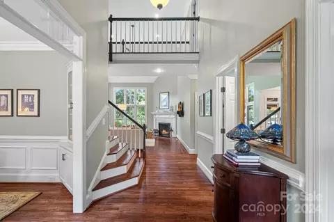 18807 Riverwind Ln, Davidson, NC 28036 photo 2