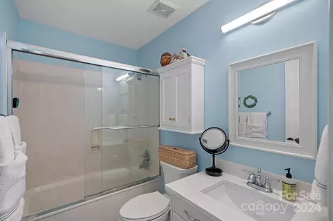 18807 Riverwind Ln, Davidson, NC 28036 photo 31
