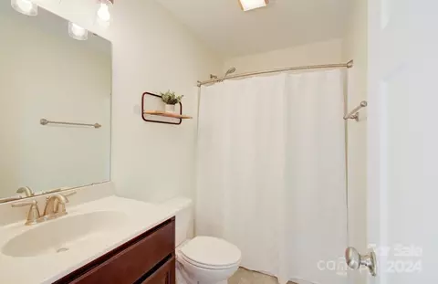 227 Samuels Dr, Canton, NC 28716 photo 33