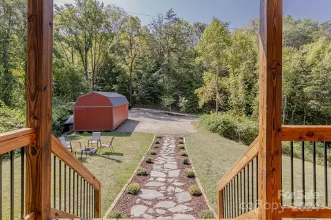 227 Samuels Dr, Canton, NC 28716 photo 15