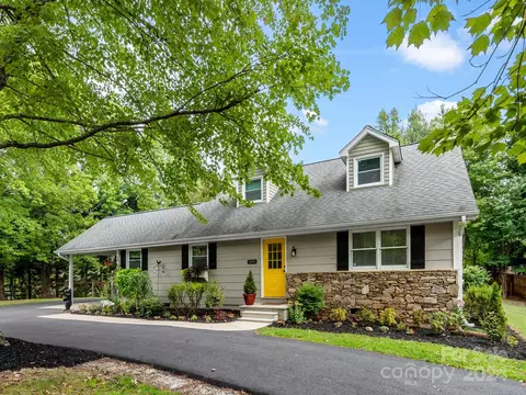 1300 Henderson Rd, Tryon, NC 28782