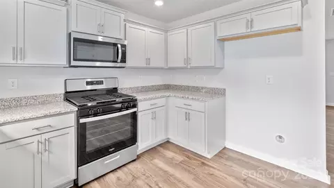96 Madelyn Dr, Clyde, NC 28721 photo 7