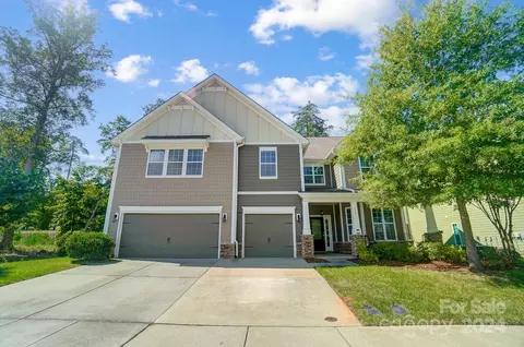 175 Canoe Pole Ln, Mooresville, NC 28117