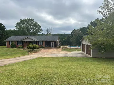5330 Seven Pines Rd, Casar, NC 28020