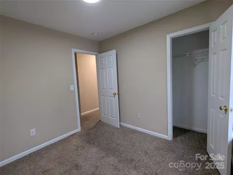 602 Gusty Ct, Charlotte, NC 28208 photo 22