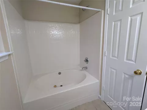 602 Gusty Ct, Charlotte, NC 28208 photo 20