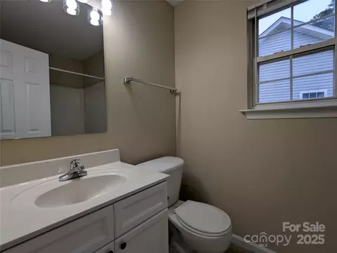 602 Gusty Ct, Charlotte, NC 28208 photo 19