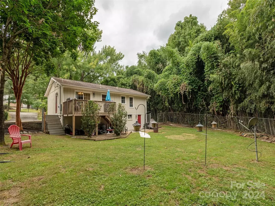  423 Oklahoma Ave, Hendersonville, NC 28739 photo 24