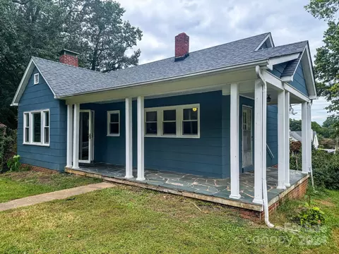 104 Garden Pl, Morganton, NC 28655
