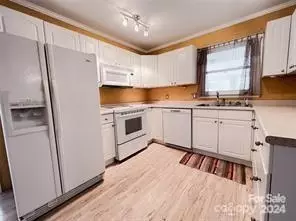 409 Arrowood Ave, Lancaster, SC 29720 photo 9