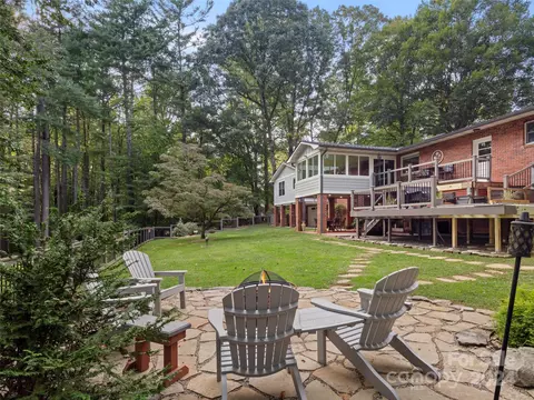 67 W Ashley Pl, Etowah, NC 28729
