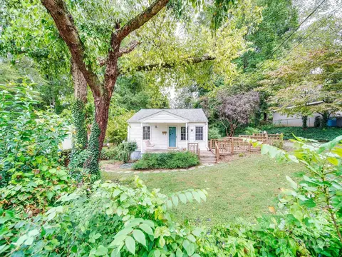 422 Hawley Ave, Belmont, NC 28012