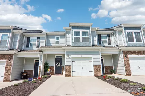 80 Creekview Rd, Hendersonville, NC 28792