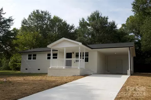 406 Connor St, Lancaster, SC 29720