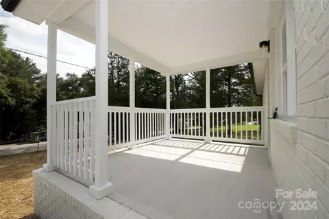 Exterior - 406 Connor St, Lancaster, SC 29720 photo 3 of 3