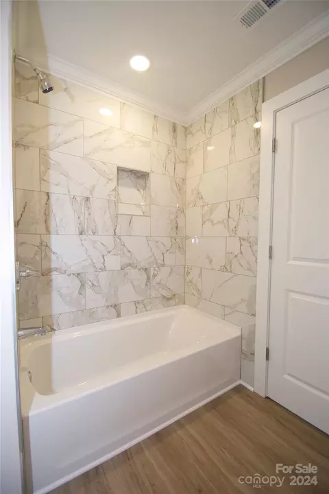 Bath - 406 Connor St, Lancaster, SC 29720 photo 2 of 2