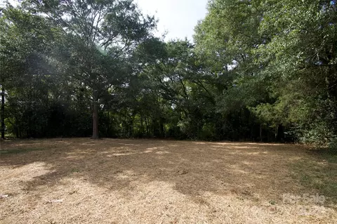 Other - 406 Connor St, Lancaster, SC 29720 photo 4 of 7