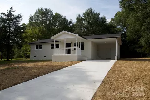 Exterior - 406 Connor St, Lancaster, SC 29720 photo 2 of 3