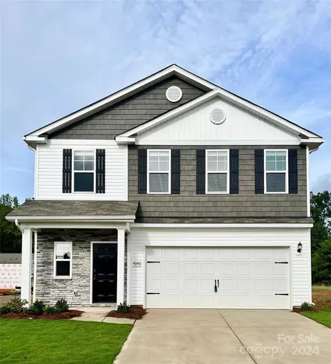 8136 Stonemere Ln, Charlotte, NC 28215