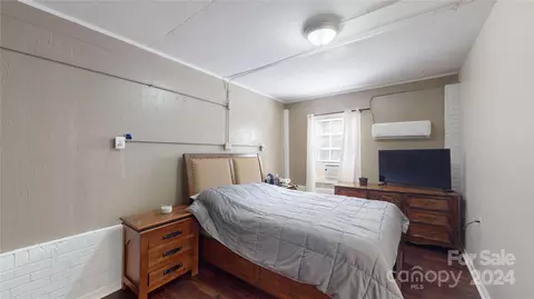5413 Glenview Dr, Hickory, NC 28602 photo 14