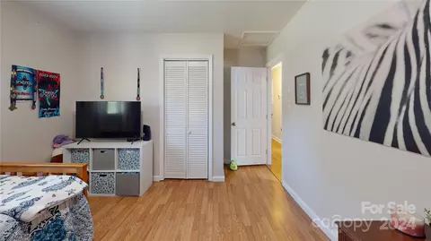 5413 Glenview Dr, Hickory, NC 28602 photo 26