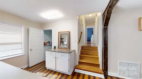 5413 Glenview Dr, Hickory, NC 28602 photo 11