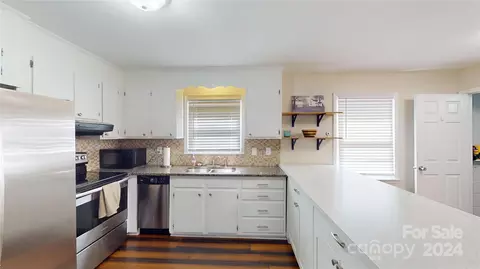 5413 Glenview Dr, Hickory, NC 28602 photo 10