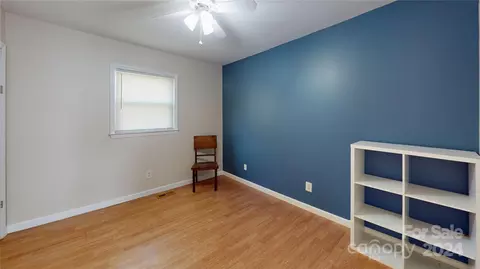 5413 Glenview Dr, Hickory, NC 28602 photo 23