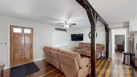 5413 Glenview Dr, Hickory, NC 28602 photo 6