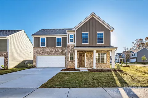 1611 Cannonball Ln, Bessemer City, NC 28016