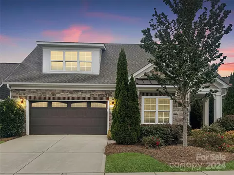 17212 Courtside Landing Dr, Cornelius, NC 28031