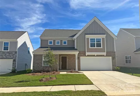 1605 Cannonball Ln, Bessemer City, NC 28016