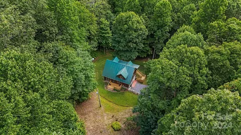 1198 Roaring Fork 2 3 Rd #2 & 3, Burnsville, NC 28714