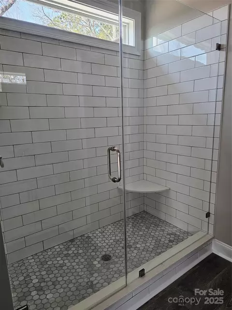 Bath - 2054 Cane Mill Rd, Lancaster, SC 29720 photo 3 of 3