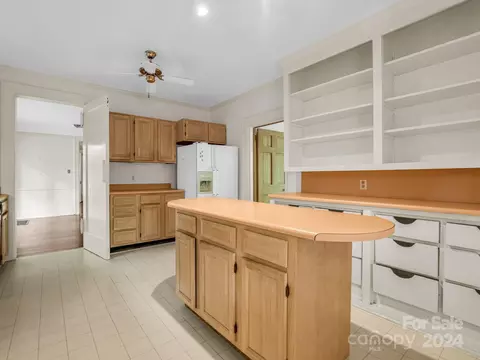 210 Fox Trot Ln, Tryon, NC 28782 photo 19