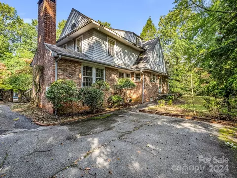 210 Fox Trot Ln, Tryon, NC 28782