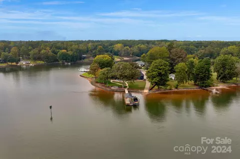 263 Apache Rd, Troutman, NC 28166
