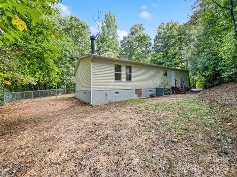 222 Puffy Ln, Sylva, NC 28779 photo 5