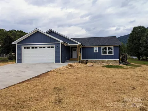 30 Brookfield Ln, Old Fort, NC 28762