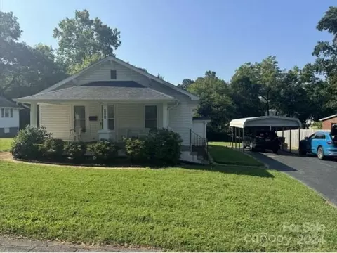 127 F St, Newton, NC 28658