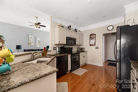 Kitchen - 7457 Waterleaf Ct, Stanley, NC 28164 photo 2 of 3
