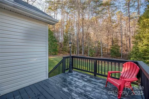 Exterior - 7457 Waterleaf Ct, Stanley, NC 28164 photo 4 of 7