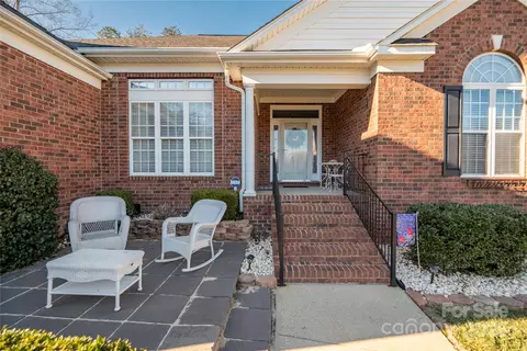 Exterior - 7457 Waterleaf Ct, Stanley, NC 28164 photo 2 of 7