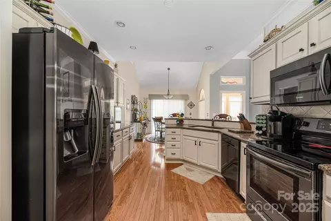 Kitchen - 7457 Waterleaf Ct, Stanley, NC 28164 photo 3 of 3