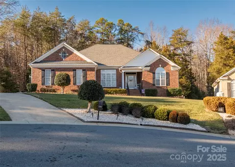 7457 Waterleaf Ct, Stanley, NC 28164