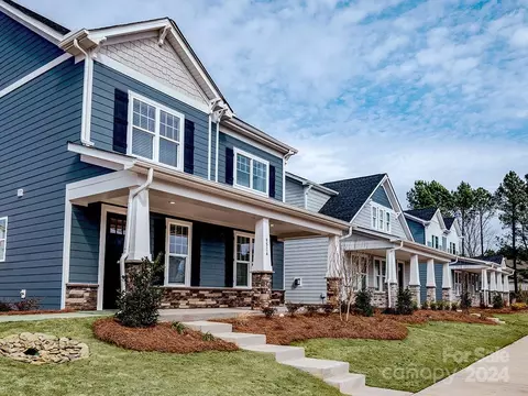 9527 Pointer 73 Rd #73, Huntersville, NC 28078