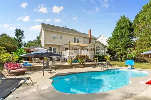 619 Cheval Dr, Fort Mill, SC 29708