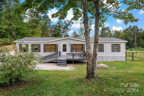 Exterior - 238 Apache Path, Marion, NC 28752 photo 2 of 6