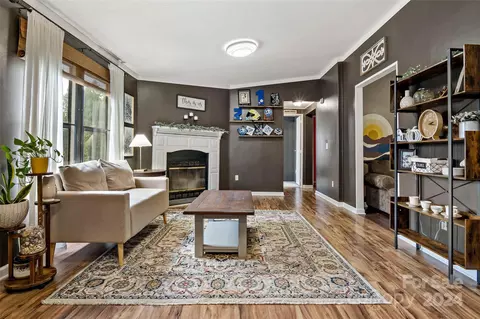 Living - 238 Apache Path, Marion, NC 28752 photo 3 of 6