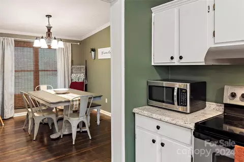 Dining - 238 Apache Path, Marion, NC 28752 photo 2 of 2